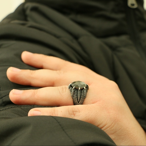 Sterling Silver Eagle Paws Men's Ring CZ Stone - Picture 3 of 8